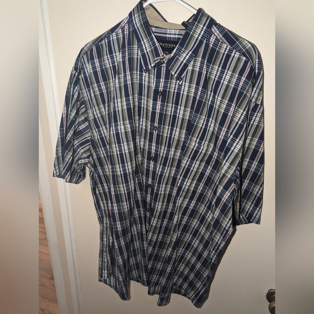 Men's dress shirt